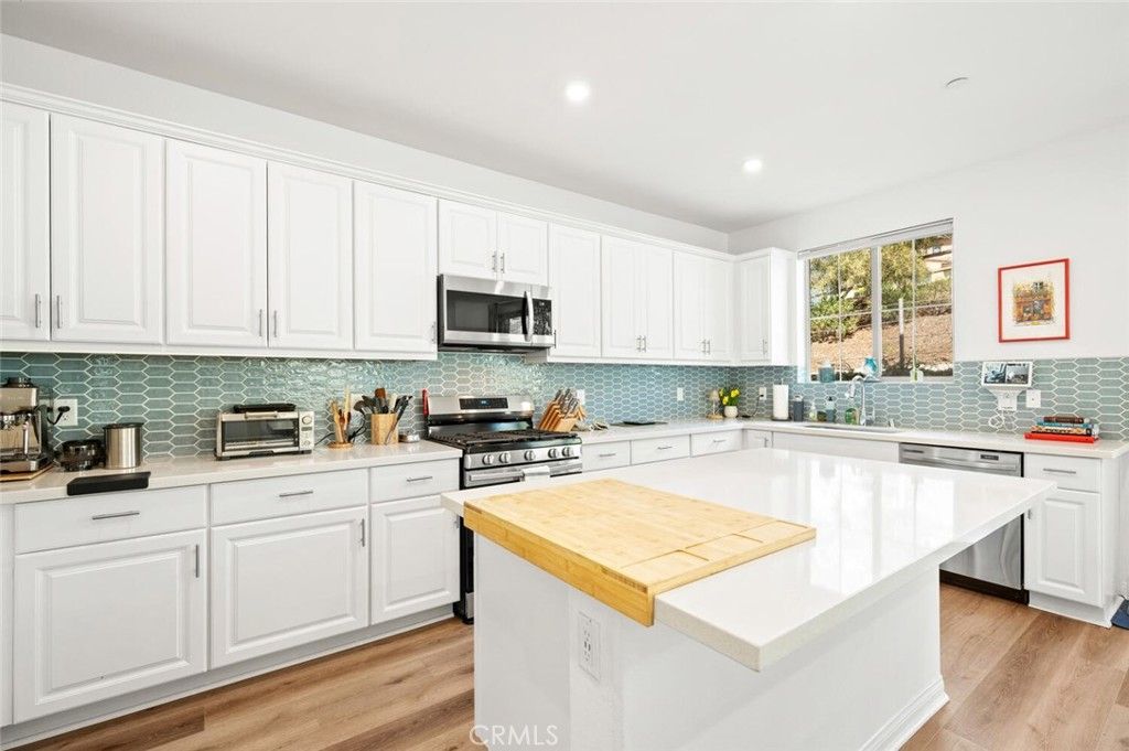 1852 Red Willow, Oceanside, CA 92056