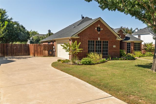 2907 Saint Michael Drive, Mansfield, TX 76063