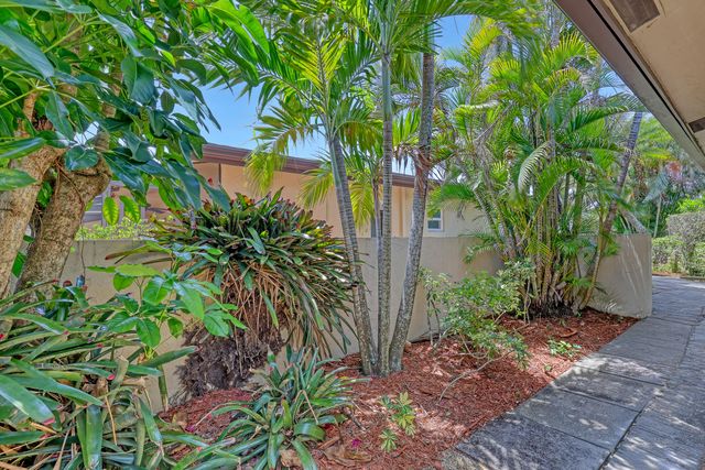 13731 Via Aurora A, Delray Beach, FL 33484