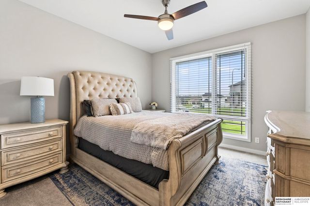 2920 N 185th Avenue, Elkhorn, NE 68022
