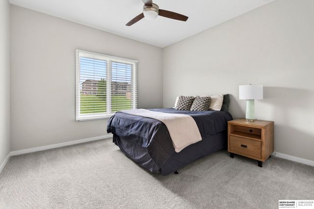 2920 N 185th Avenue, Elkhorn, NE 68022