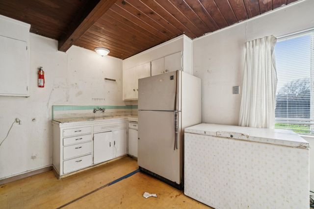 318 Linda Dr, San Pablo, CA 94806