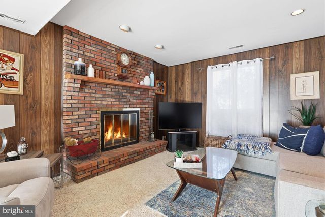 2163 JOSHUA DR, Bensalem, PA 19020