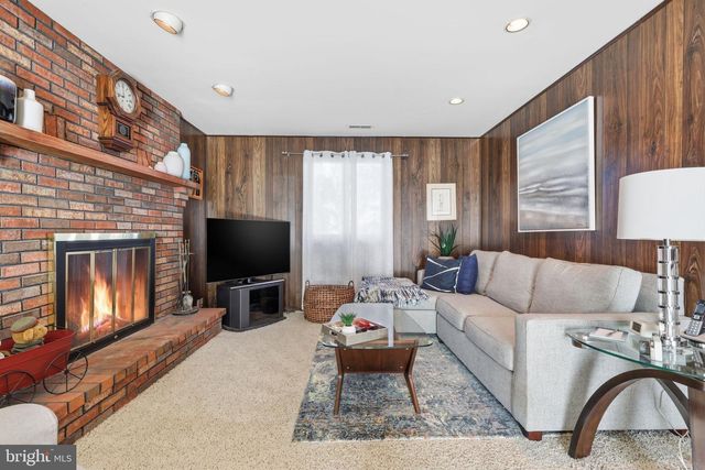 2163 JOSHUA DR, Bensalem, PA 19020