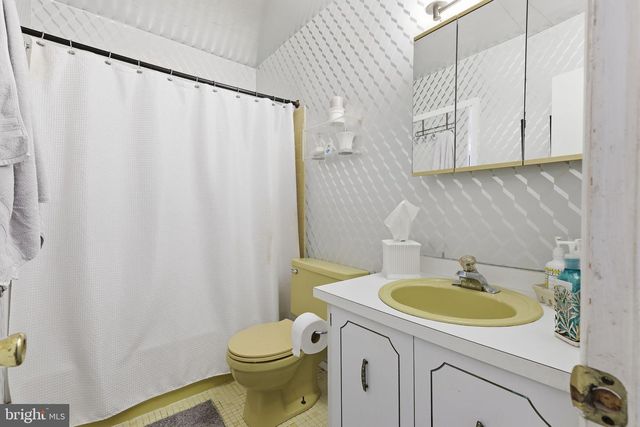 2163 JOSHUA DR, Bensalem, PA 19020