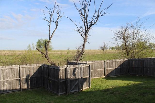 1999 Kickapoo Trail, Heartland, TX 75126