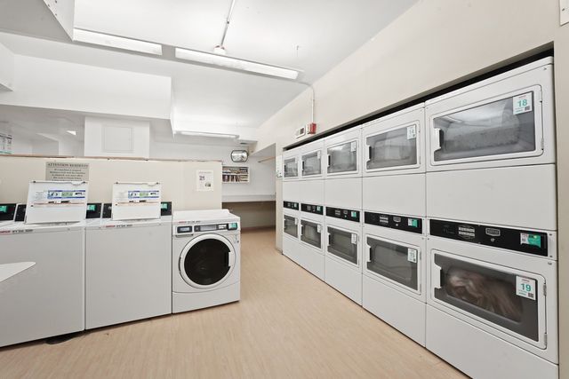 230 E Ontario Street 1305, Chicago, IL 60611