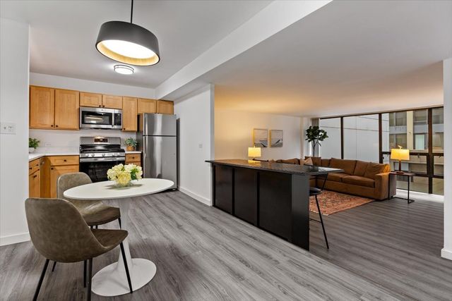 230 E Ontario Street 1305, Chicago, IL 60611