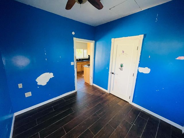 210 S Summit St, Ione, CA 95640