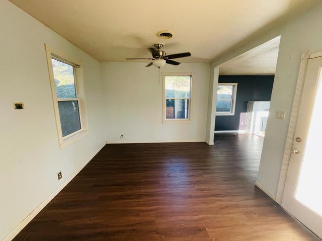 210 S Summit St, Ione, CA 95640