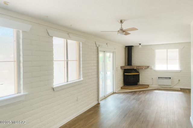 143 E Santa Chalice Drive, Green Valley, AZ 85614