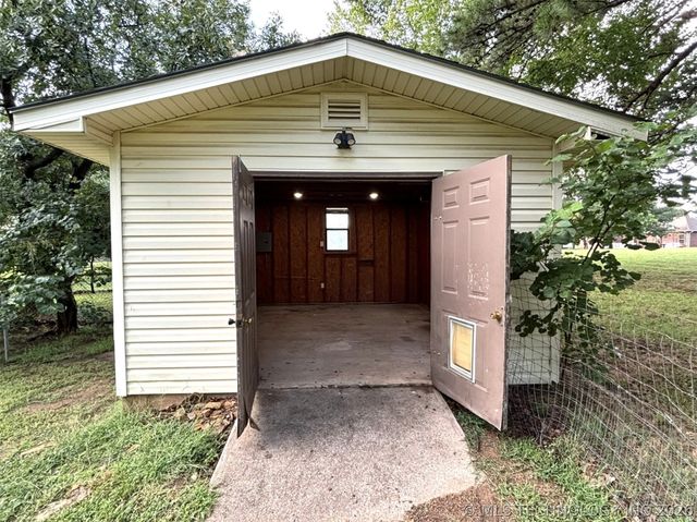 415641 E 1094, Checotah, OK 74426