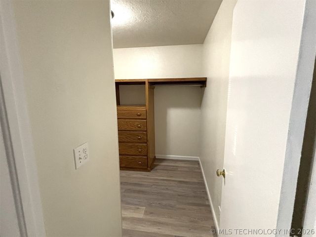 415641 E 1094, Checotah, OK 74426