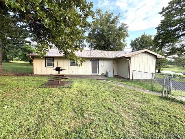 415641 E 1094, Checotah, OK 74426