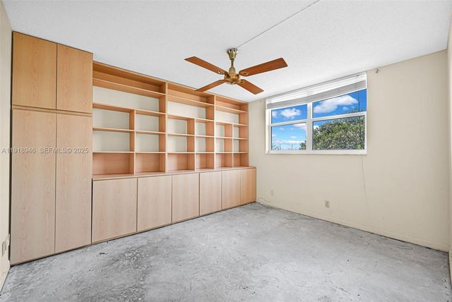 1830 Dixieanna Street 506, Hollywood, FL 33020