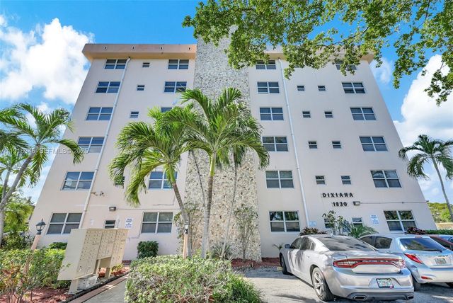 1830 Dixieanna Street 506, Hollywood, FL 33020