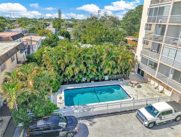 1830 Dixieanna Street 506, Hollywood, FL 33020