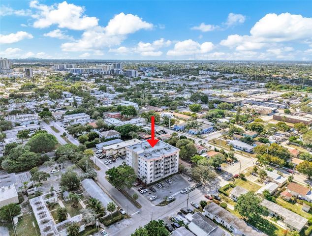 1830 Dixieanna Street 506, Hollywood, FL 33020