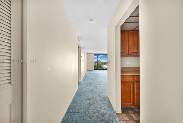 1830 Dixieanna Street 506, Hollywood, FL 33020