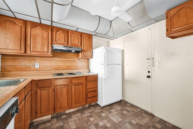 1830 Dixieanna Street 506, Hollywood, FL 33020