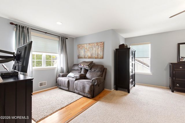 21 Rutgers Drive, Howell, NJ 07731