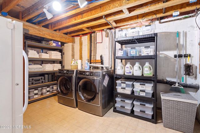 21 Rutgers Drive, Howell, NJ 07731