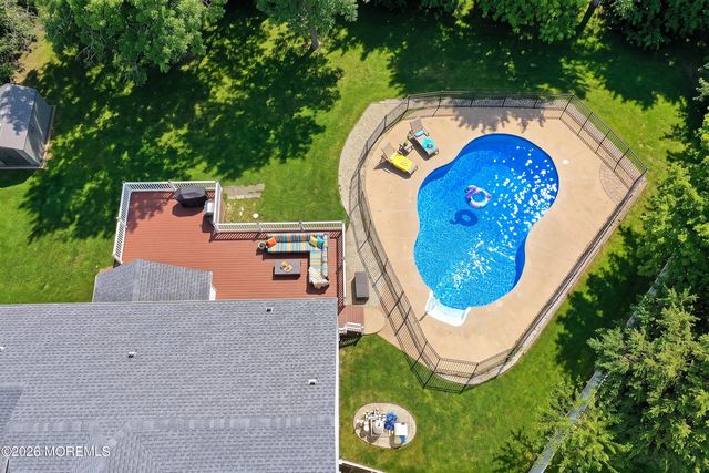 21 Rutgers Drive, Howell, NJ 07731