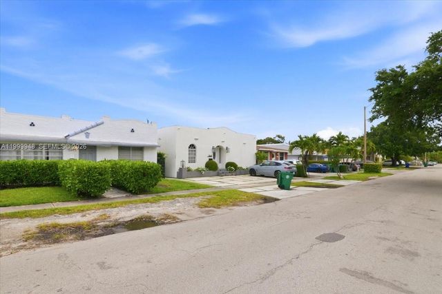 3645 SW 25th Ter, Miami, FL 33133