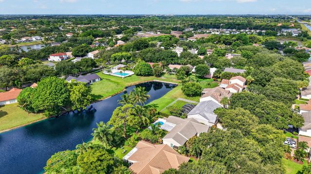 3864 Satin Leaf Court, Delray Beach, FL 33445