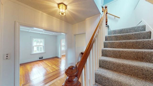 233 Florence Ave, Arlington, MA 02476