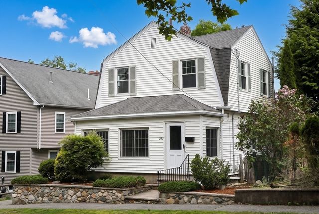 233 Florence Ave, Arlington, MA 02476