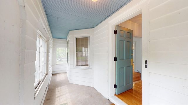 233 Florence Ave, Arlington, MA 02476