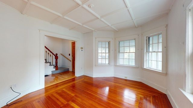 233 Florence Ave, Arlington, MA 02476