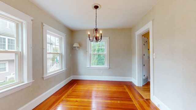 233 Florence Ave, Arlington, MA 02476
