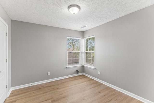 1125 Lakewalk Dr, Antioch, TN 37013