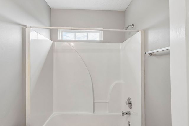 1125 Lakewalk Dr, Antioch, TN 37013