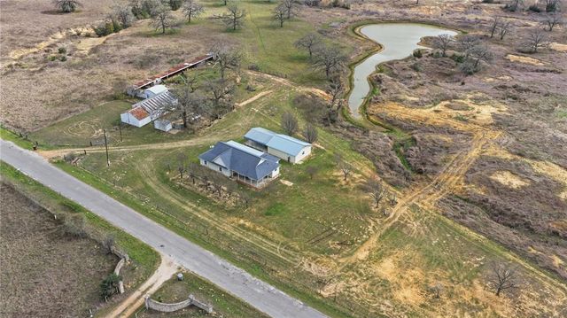 369 Young School House RD, Smithville, TX 78957