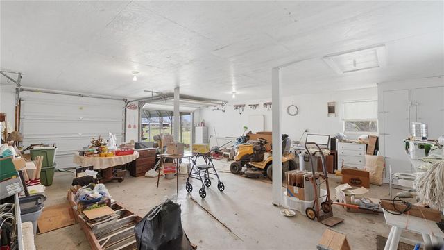 369 Young School House RD, Smithville, TX 78957