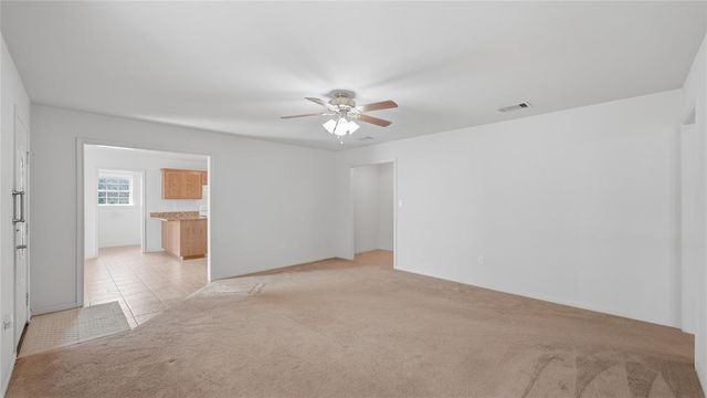 369 Young School House RD, Smithville, TX 78957