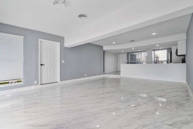 708-710 NE 23rd Avenue, Pompano Beach, FL 33062