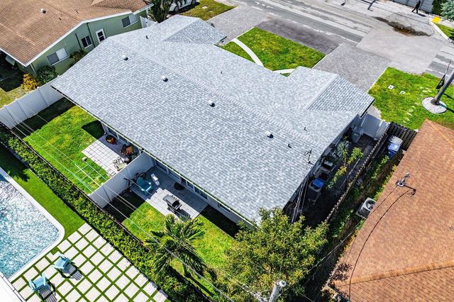 708-710 NE 23rd Avenue, Pompano Beach, FL 33062