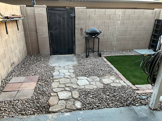 5813 N 59TH Drive, Glendale, AZ 85301