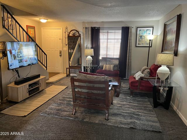 5813 N 59TH Drive, Glendale, AZ 85301