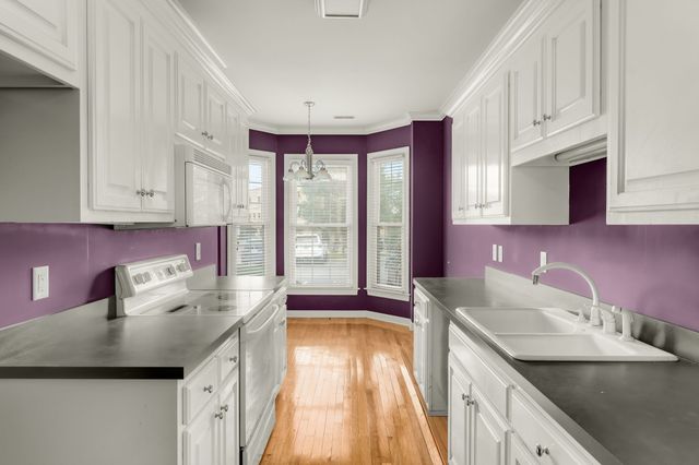 4204 Hillsboro Pike Apt 108, Nashville, TN 37215