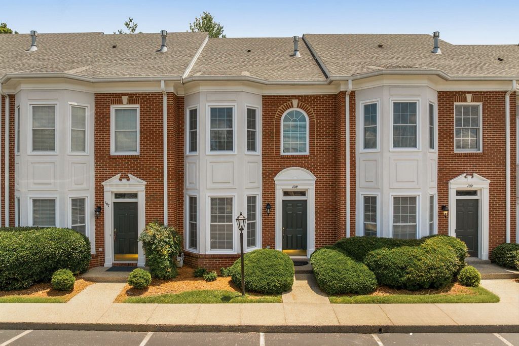 4204 Hillsboro Pike Apt 108, Nashville, TN 37215