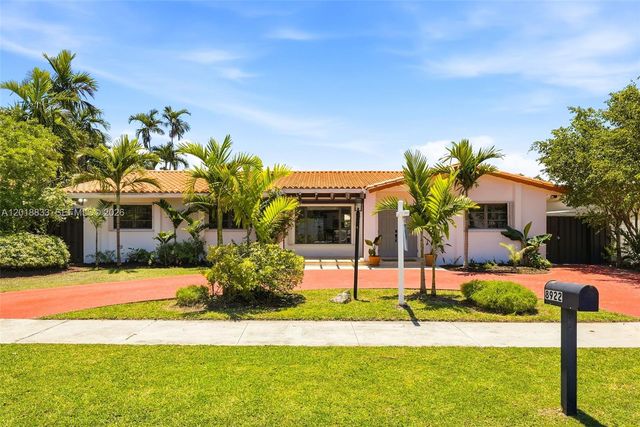 8922 SW 10th Ter, Miami, FL 33174