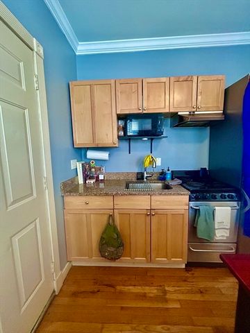 27 Anderson Street 1, Boston, MA 02114