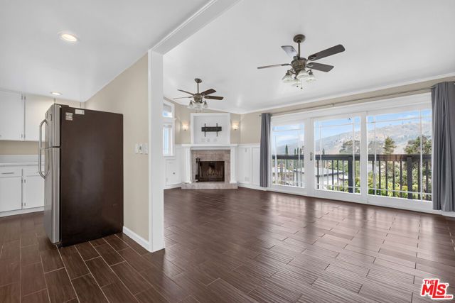 11029 Eldora Avenue, Sunland (los Angeles), CA 91040