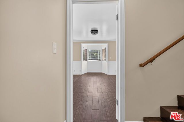 11029 Eldora Avenue, Sunland (los Angeles), CA 91040