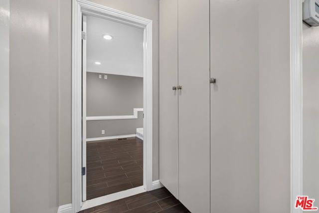 11029 Eldora Avenue, Sunland (los Angeles), CA 91040